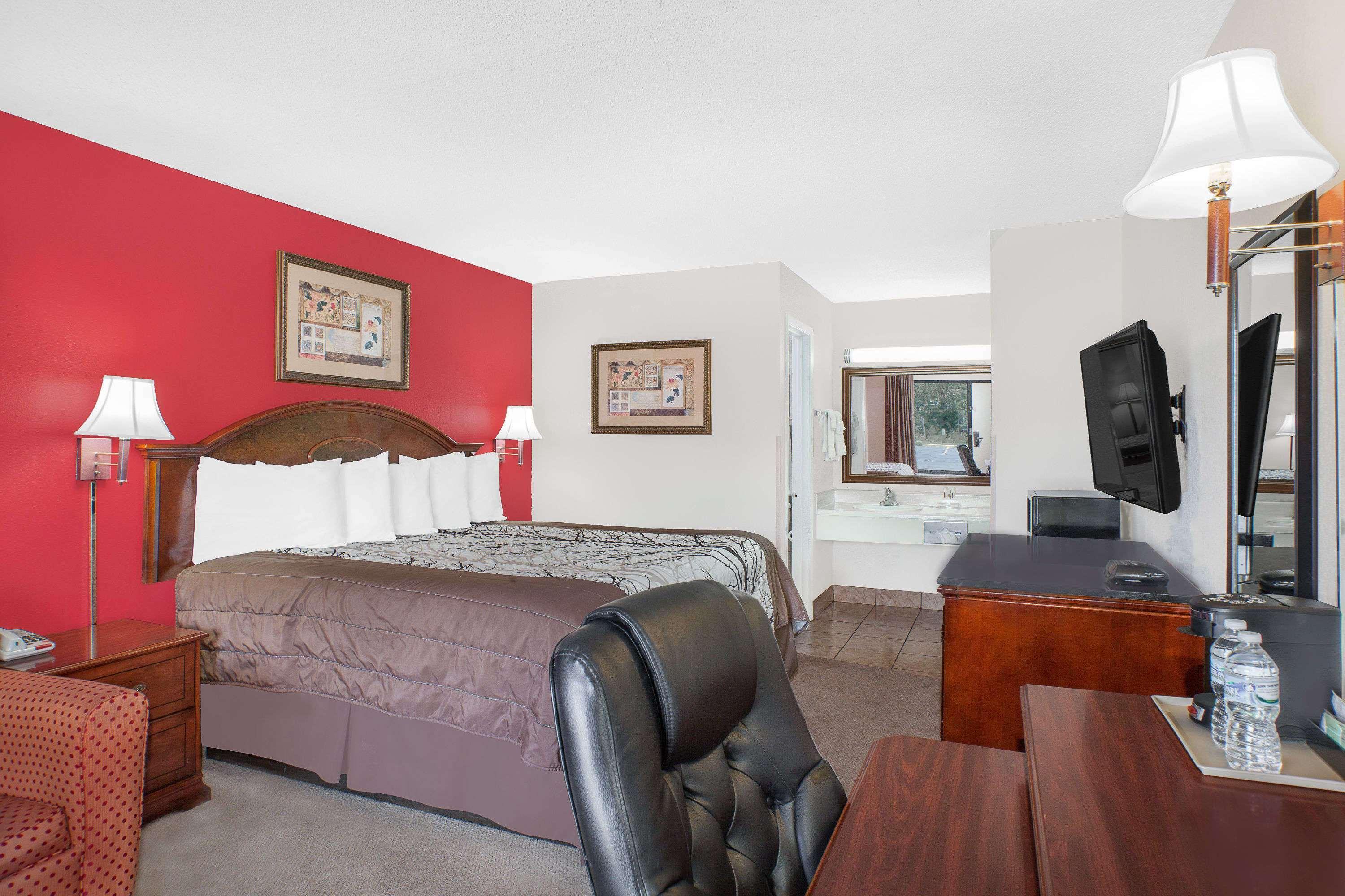 Days Inn By Wyndham Newton Ms I-20 Zewnętrze zdjęcie